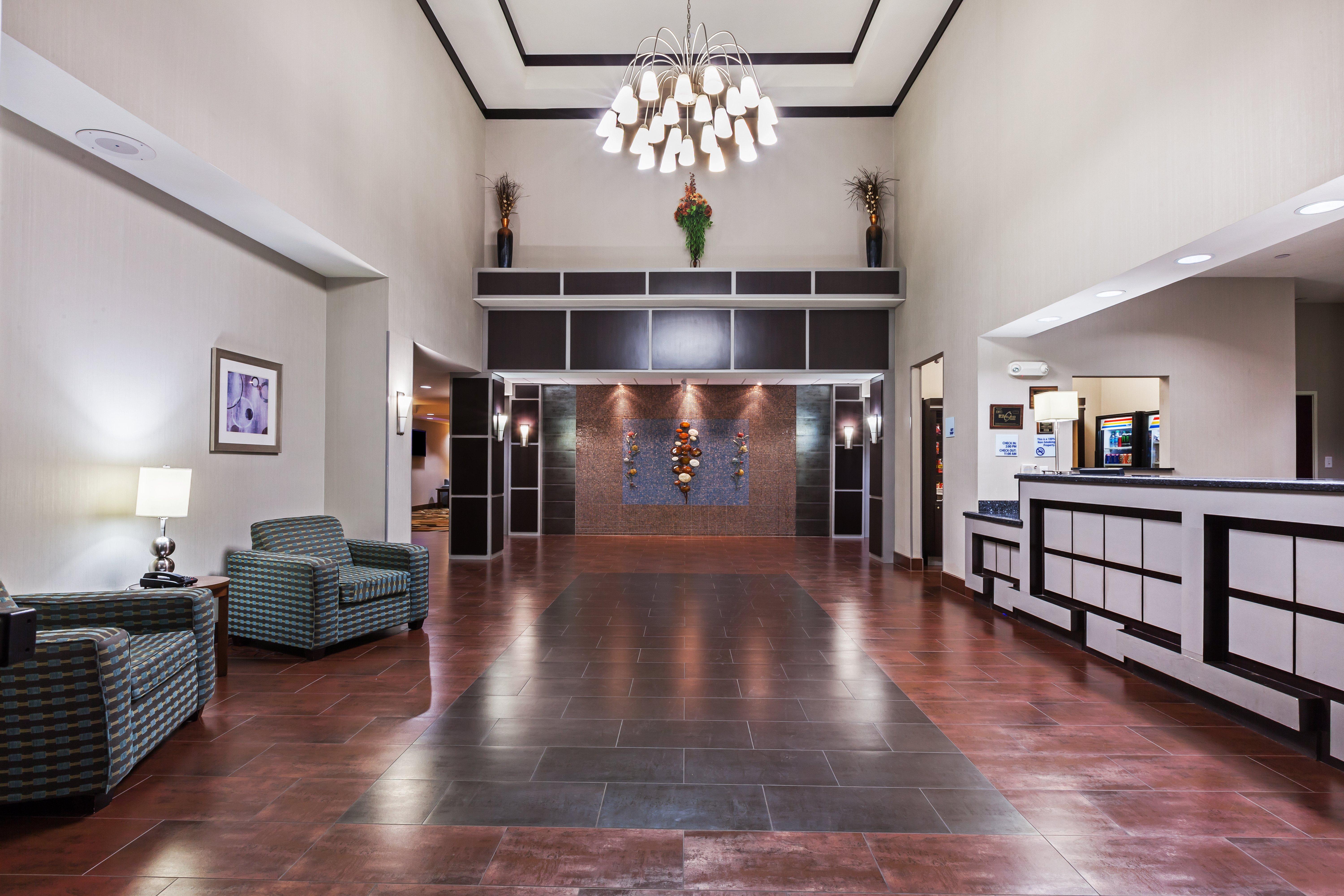 Holiday Inn Express & Suites Cleveland By Ihg מראה חיצוני תמונה