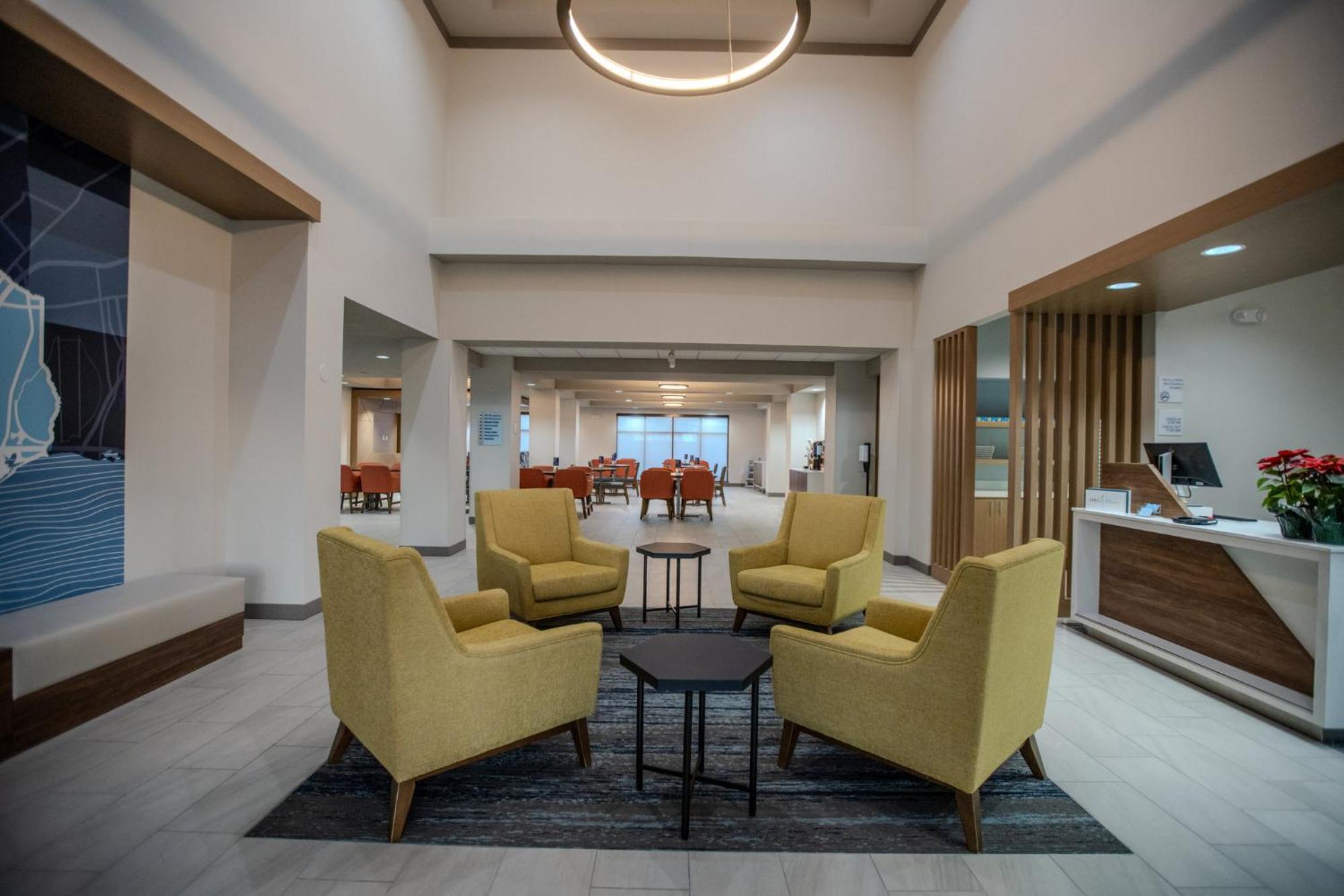 Holiday Inn Express & Suites Cleveland By Ihg מראה חיצוני תמונה