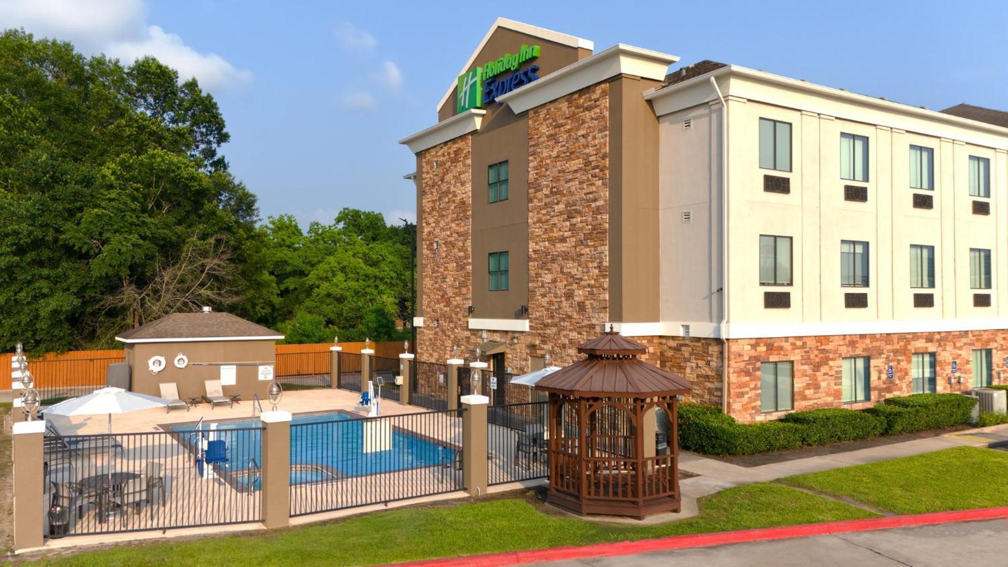 Holiday Inn Express & Suites Cleveland By Ihg מראה חיצוני תמונה